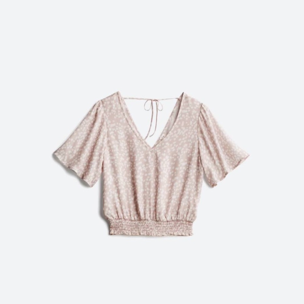 NWT Stitch Fix Nine Britton cidro smocked bottom blouse